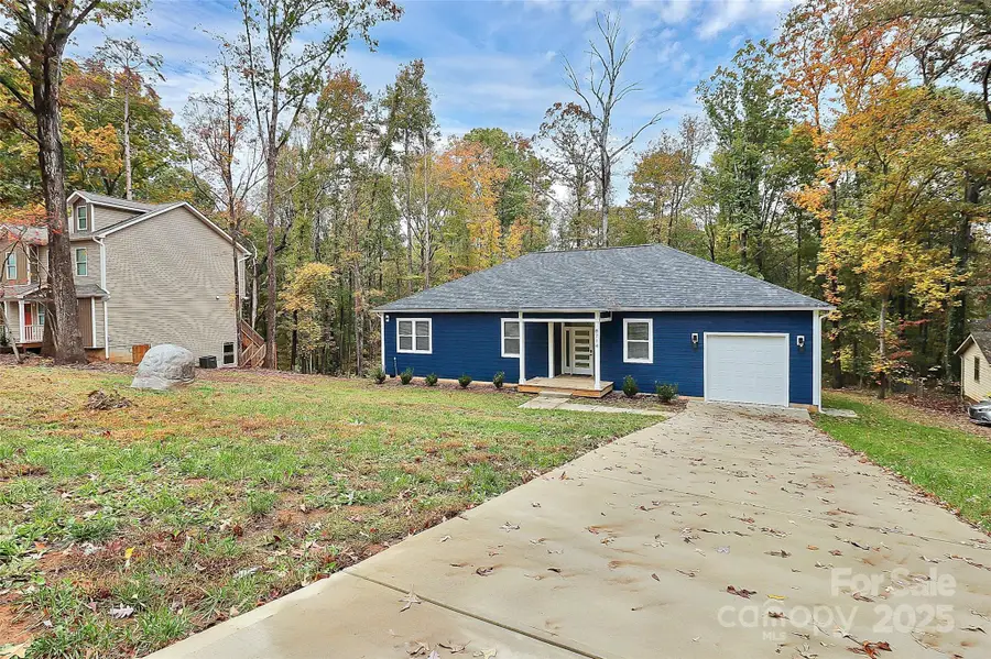 8714 Vagabond Road, Charlotte, NC 28227 - Image #2