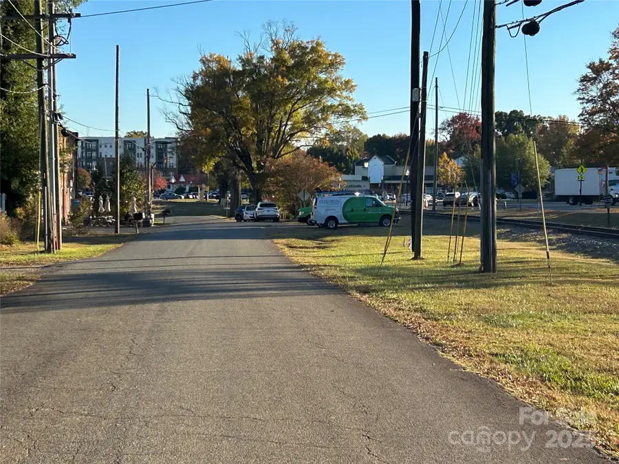 20128 Zion Avenue, Cornelius, NC 28031 - Image #2