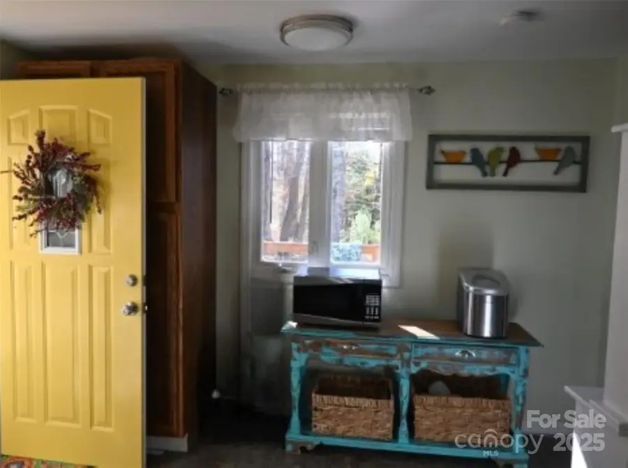 120 Candle Street, West Jefferson, NC 28694 - Image #2