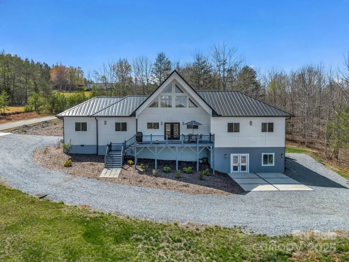 456 Hickory Loop, Rutherfordton, NC 28139 - Image #1