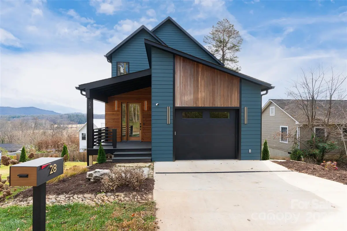 28 Lamb Avenue, Asheville, NC 28806 - Image #1