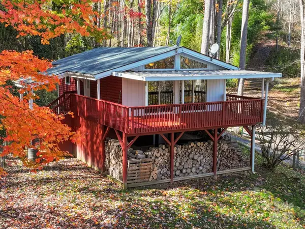 31 Windsong Drive, Waynesville, NC 28785