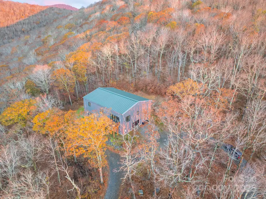 1390 Ransey Woodring Road, Todd, NC 28684 - Image #3