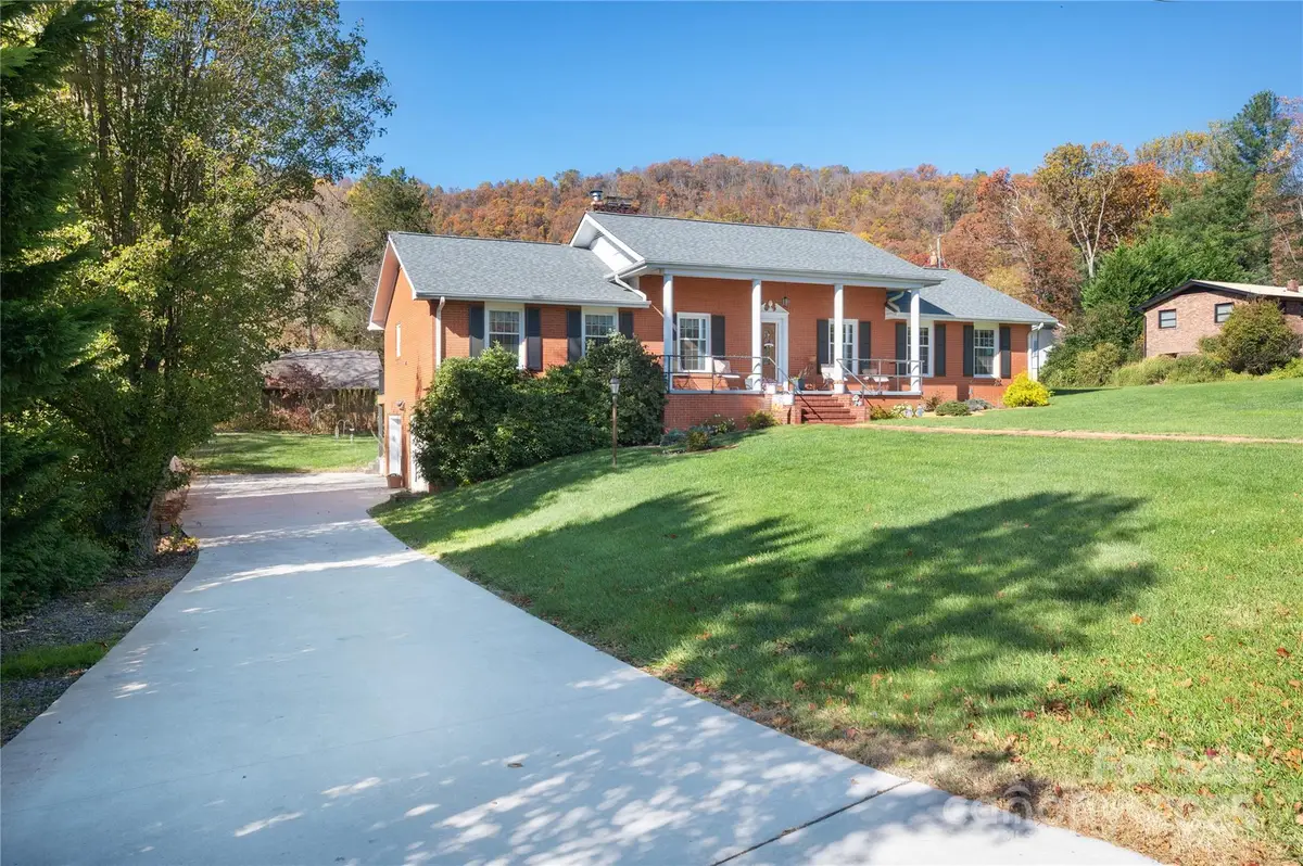 500 Old Haw Creek Road, Asheville, NC 28805 - Image #1