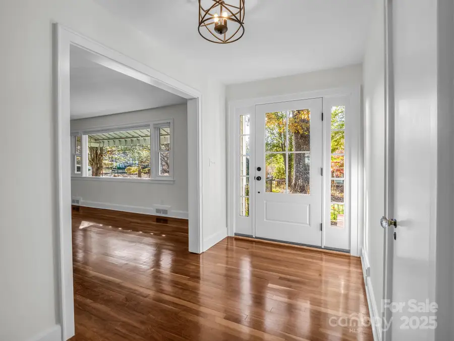 1618 Kensington Road, Hendersonville, NC 28791 - Image #3