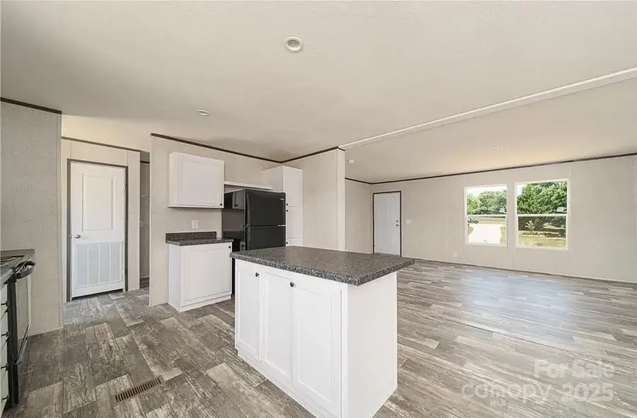 436 Taylorsville Mfg Road, Taylorsville, NC 28681 - Image #2