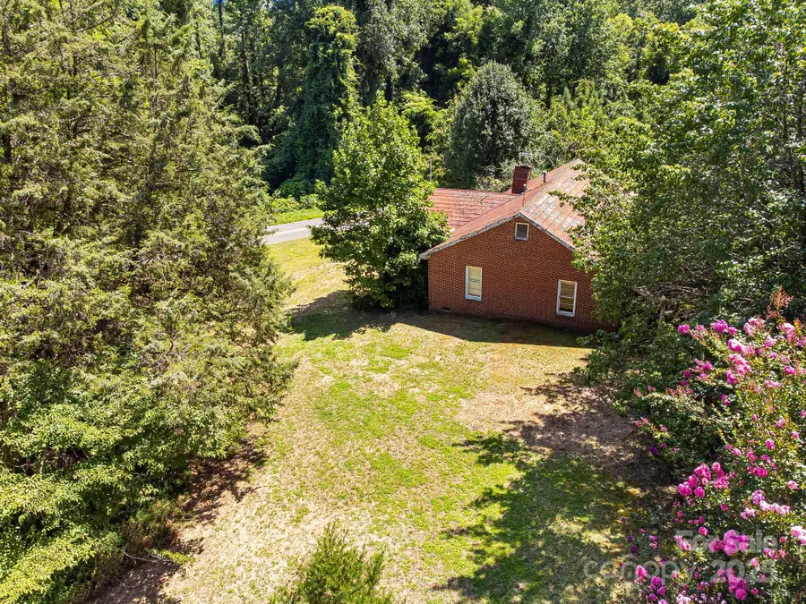 211 Luckadoo Road, Bostic, NC 28018 - Image #3