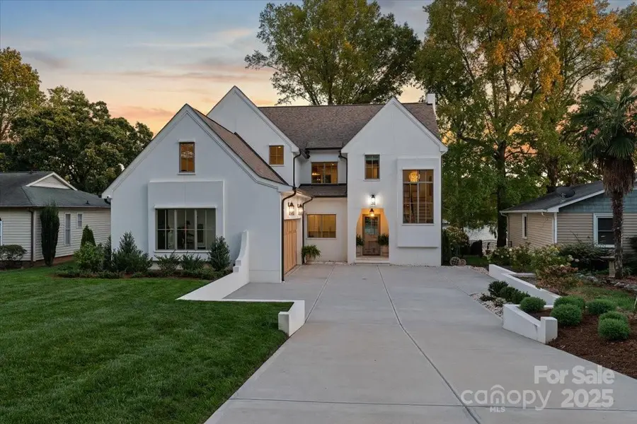 21520 Rio Oro Drive, Cornelius, NC 28031 - Image #2