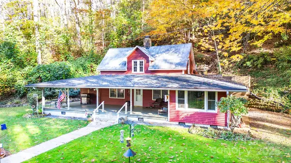 745 Perley Hyatt Road, Sylva, NC 28779