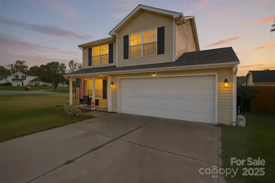 805 River Trail Road, Lowell, NC 28098 - Image #2