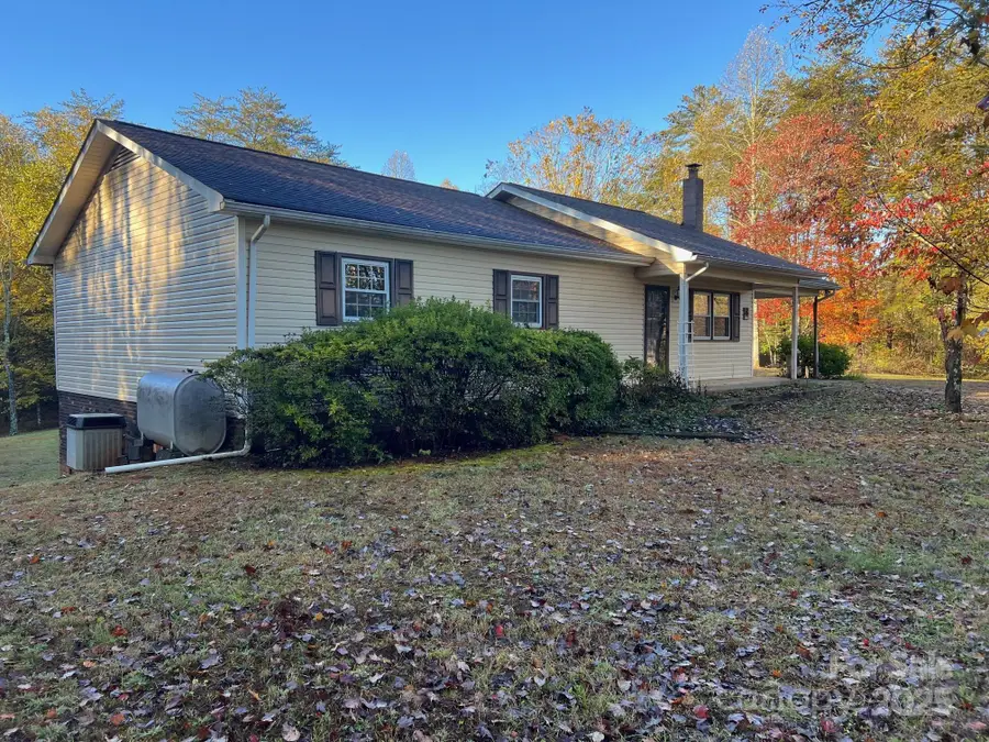 2819 Playmore Beach Road, Morganton, NC 28655 - Image #2