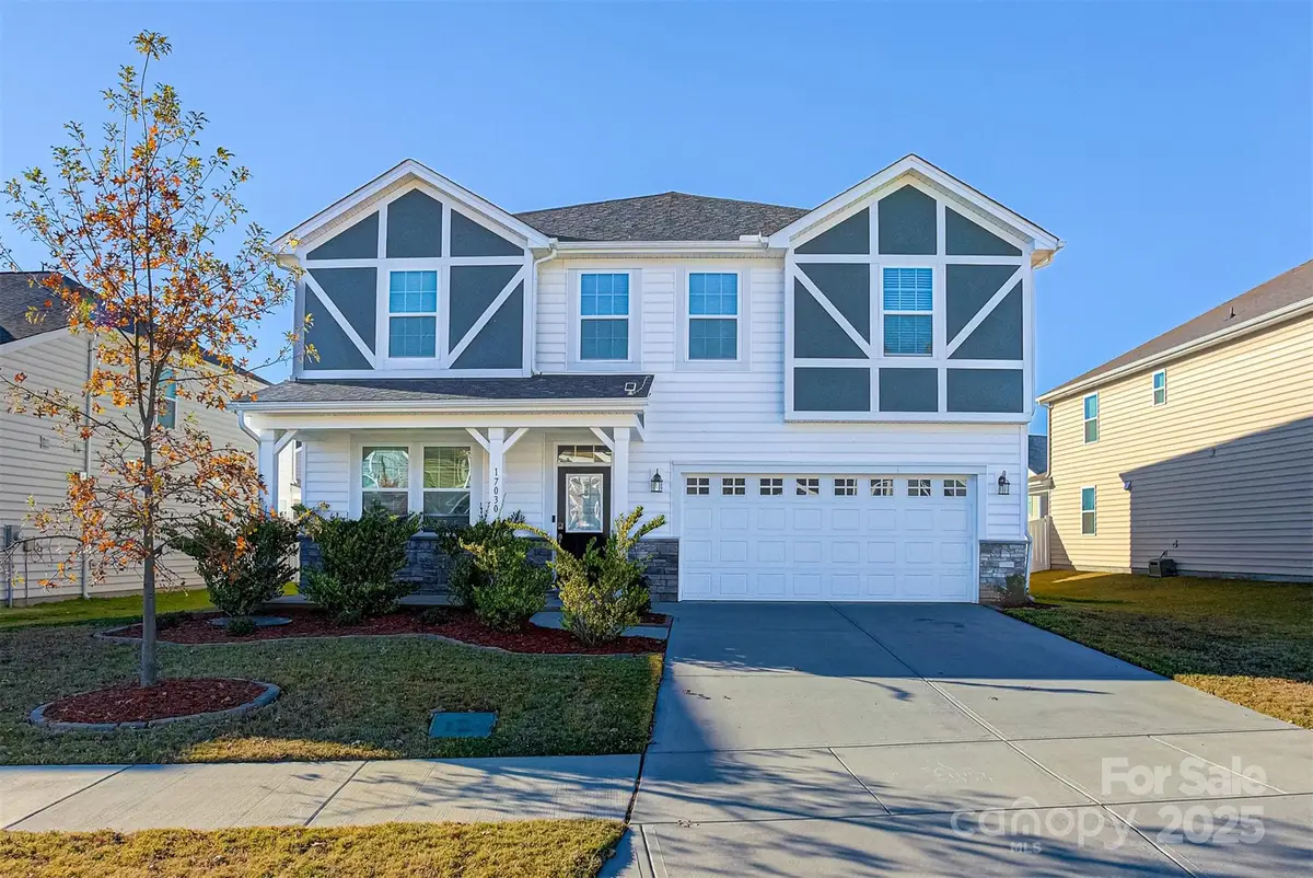 17030 Carolina Pine Row, Charlotte, NC 28278 - Image #1