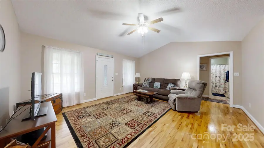 3124 Banks Street, Lincolnton, NC 28092 - Image #2