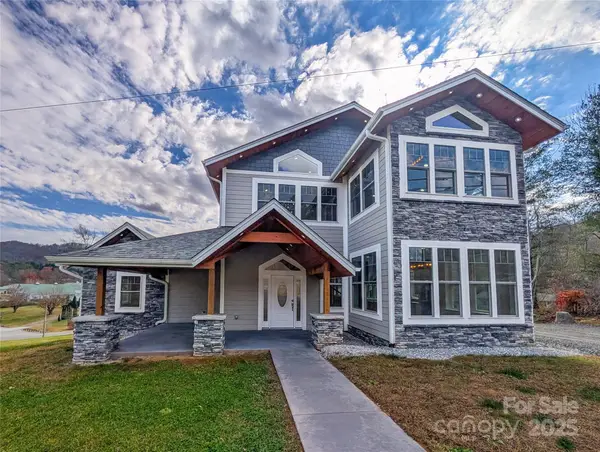 7854 E Us Highway 19e None, Burnsville, NC 28714