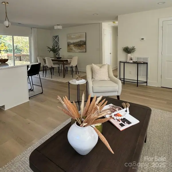 1711 Brookdale Avenue, Charlotte, NC 28210