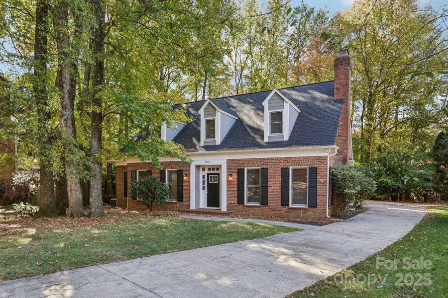 6902 Green Turtle Drive, Charlotte, NC 28210 - Image #3