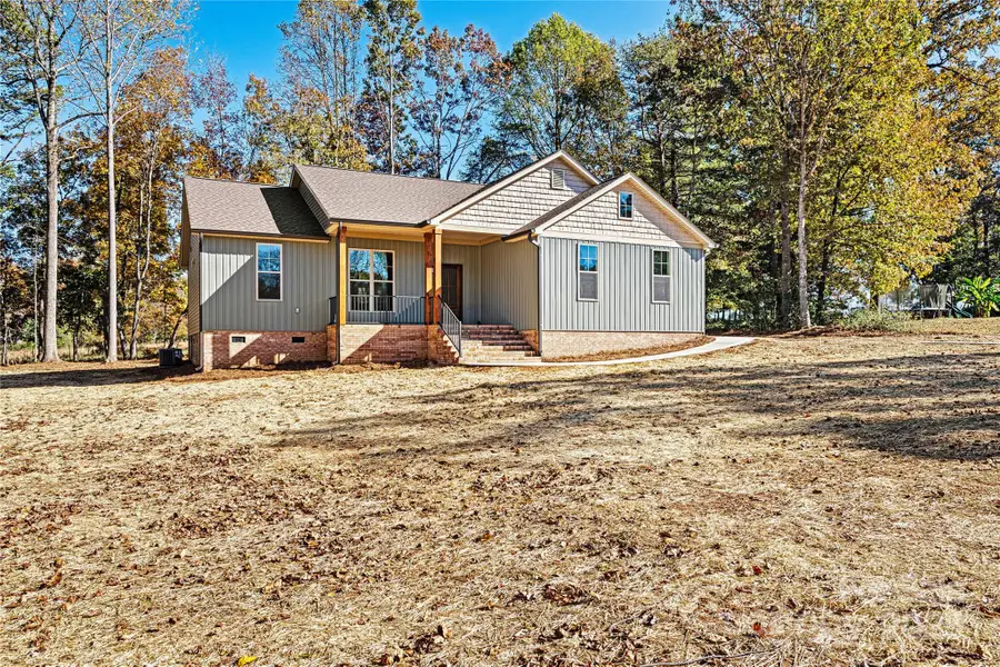 2050 Hermit Trail, Newton, NC 28658 - Image #2