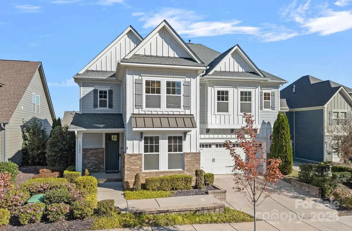 16909 Setter Point Lane, Davidson, NC 28036 - Image #1