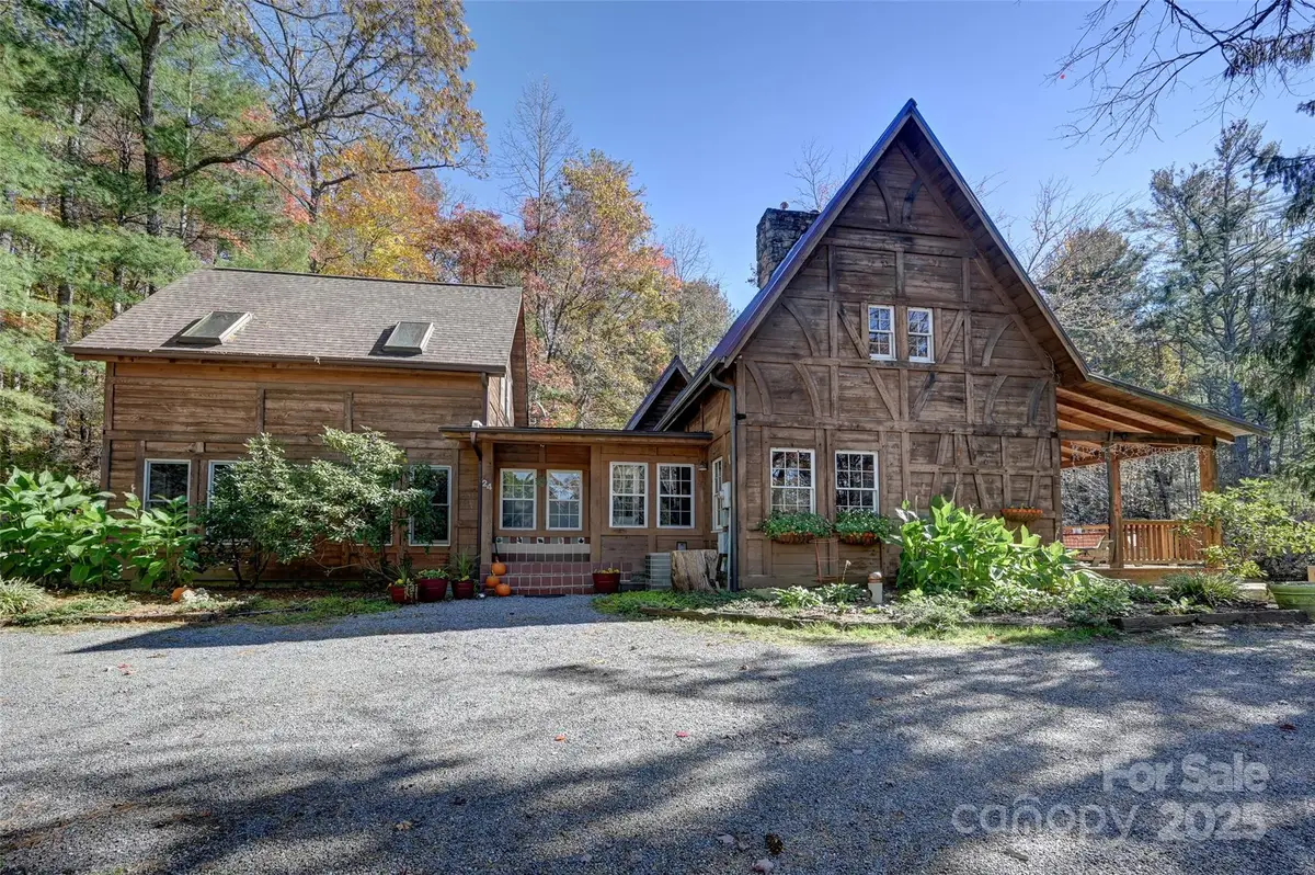 24 Wood Lake Drive, Fairview, NC 28730 - Image #1