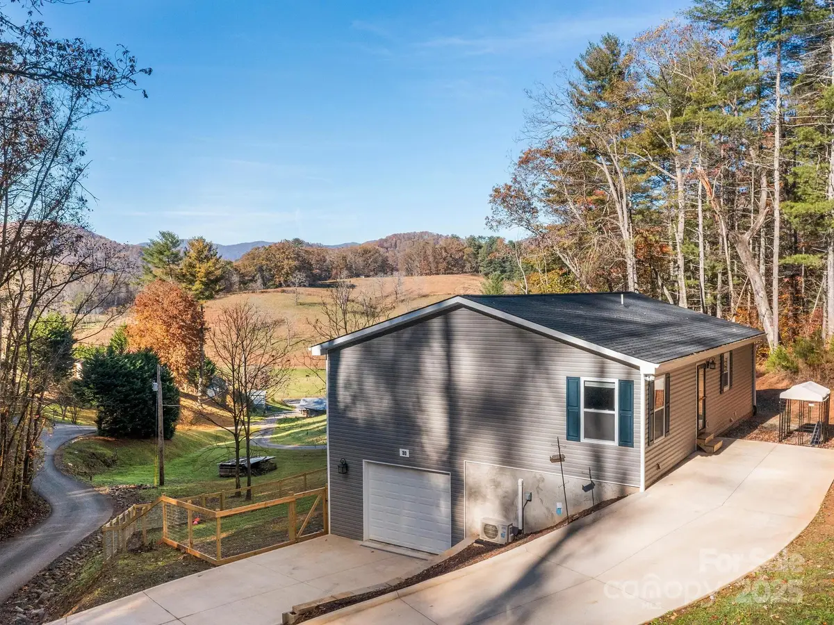 30 Shire Way Lane, Leicester, NC 28748 - Image #1