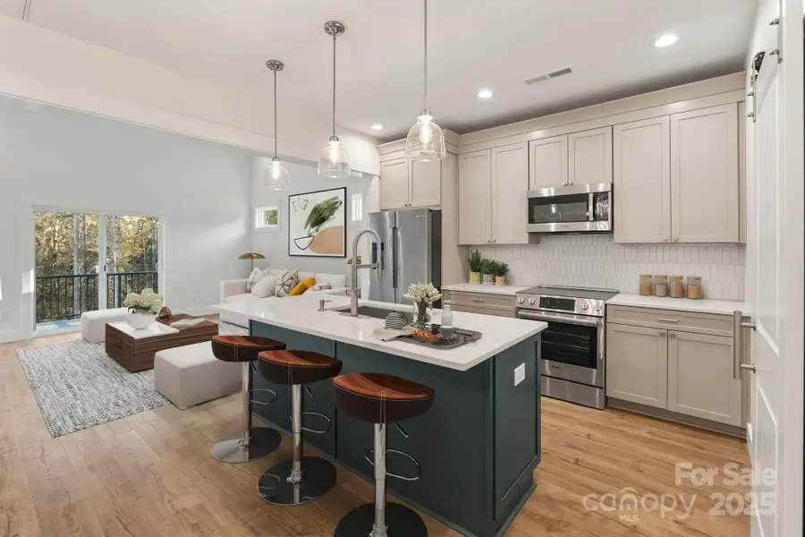 5729 Selkirk Place, Hickory, NC 28601 - Image #2