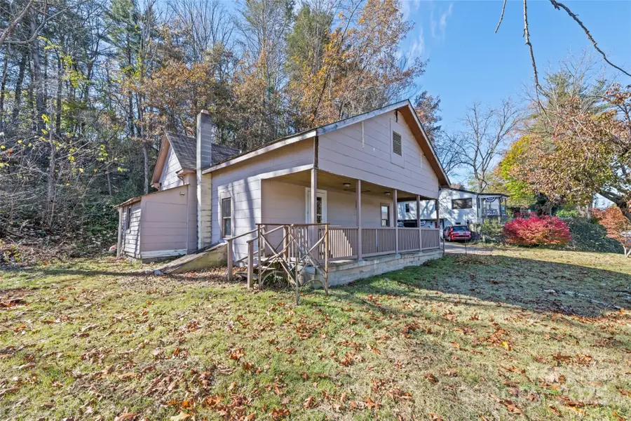 8063 Carolina Boulevard, Clyde, NC 28721 - Image #2