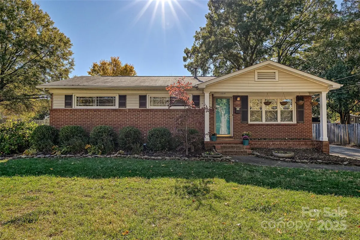 1514 Briarfield Drive, Charlotte, NC 28205 - Image #1