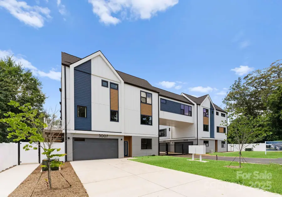 3040 Yada Lane, Charlotte, NC 28208 - Image #2