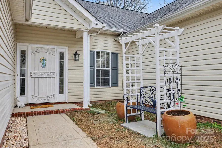 8907 Steelechase Drive, Charlotte, NC 28273 - Image #2