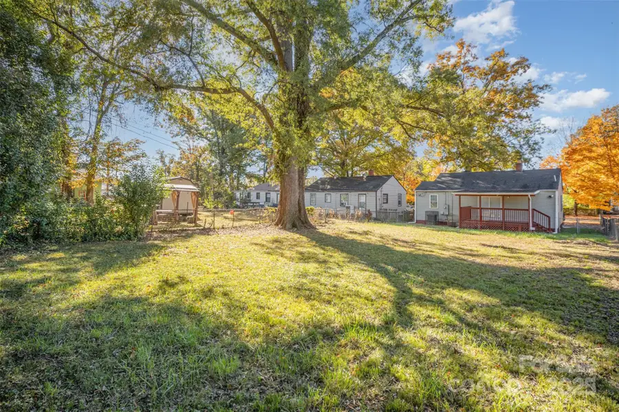 230 Plymouth Avenue, Charlotte, NC 28206 - Image #2