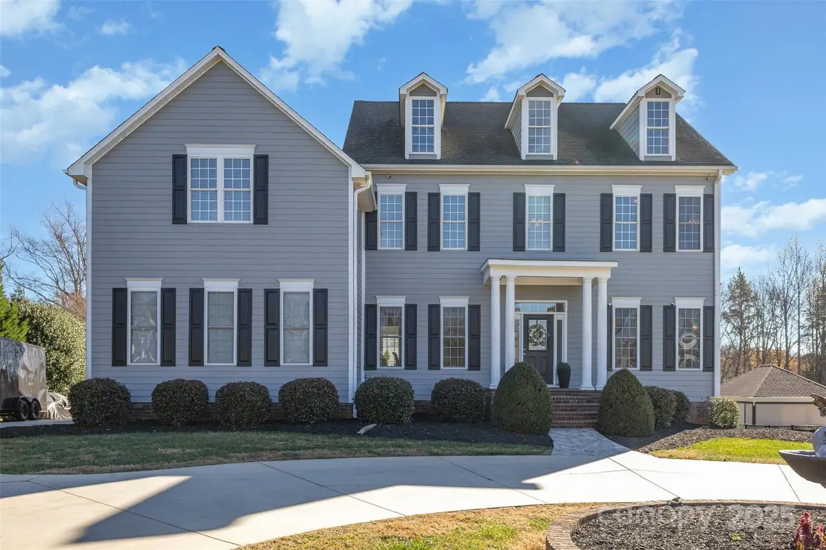 143 S Gibbs Road, Mooresville, NC 28117 - Image #1