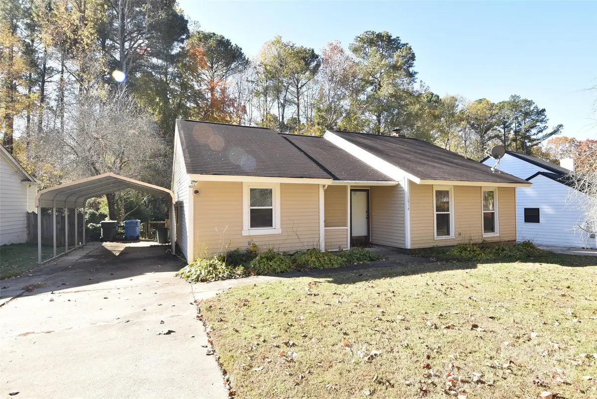 10118 Santa Fe Lane, Charlotte, NC 28227 - Image #1
