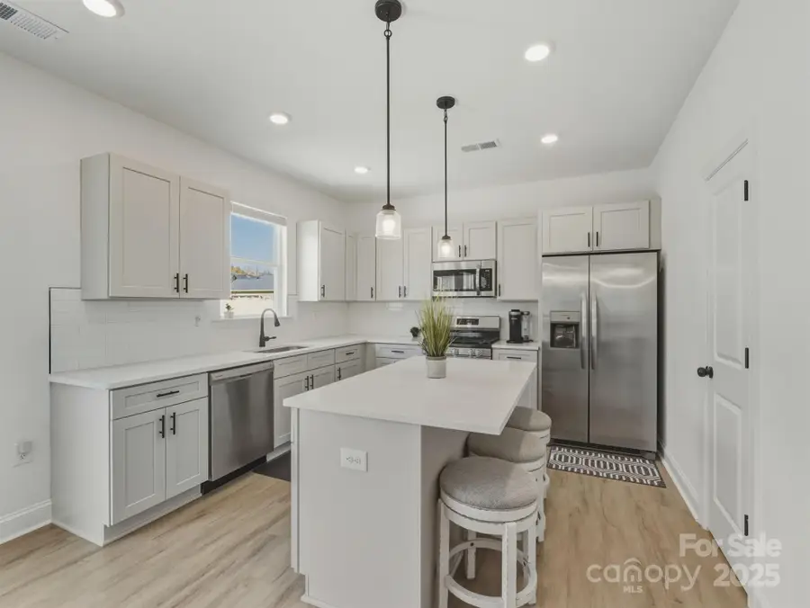 111 N Main Street, Huntersville, NC 28078 - Image #2