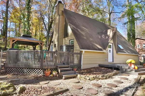 4860 Hauser Drive, Pfafftown, NC 27040