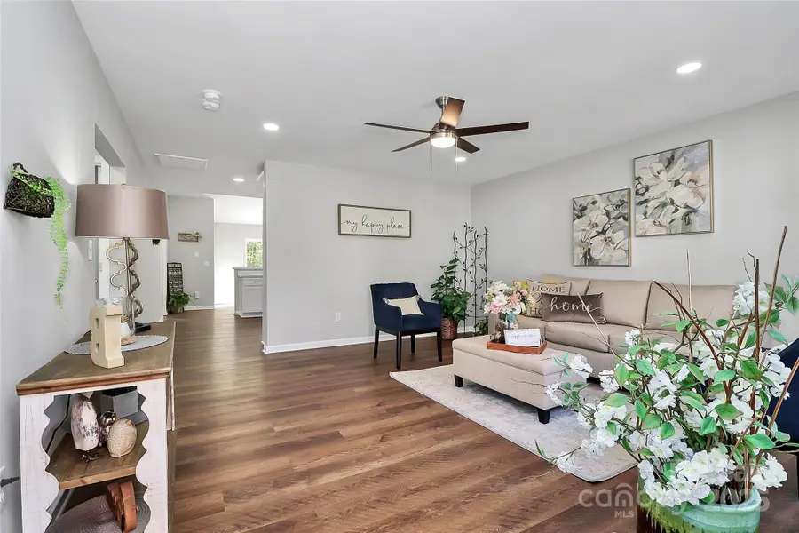 513 Stillgreen Lane, Charlotte, NC 28214 - Image #3