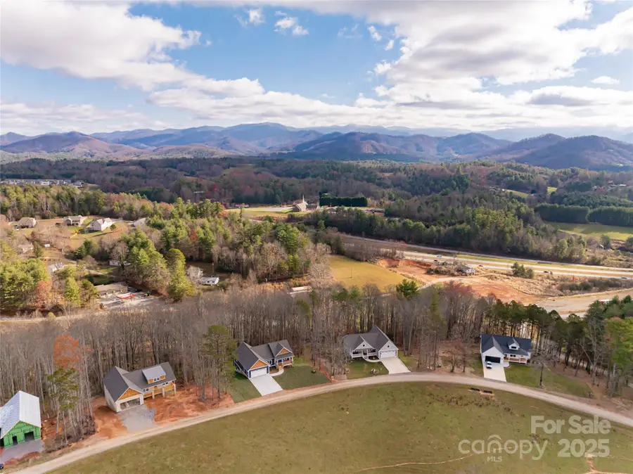 224 Country Drive, Mars Hill, NC 28754 - Image #2