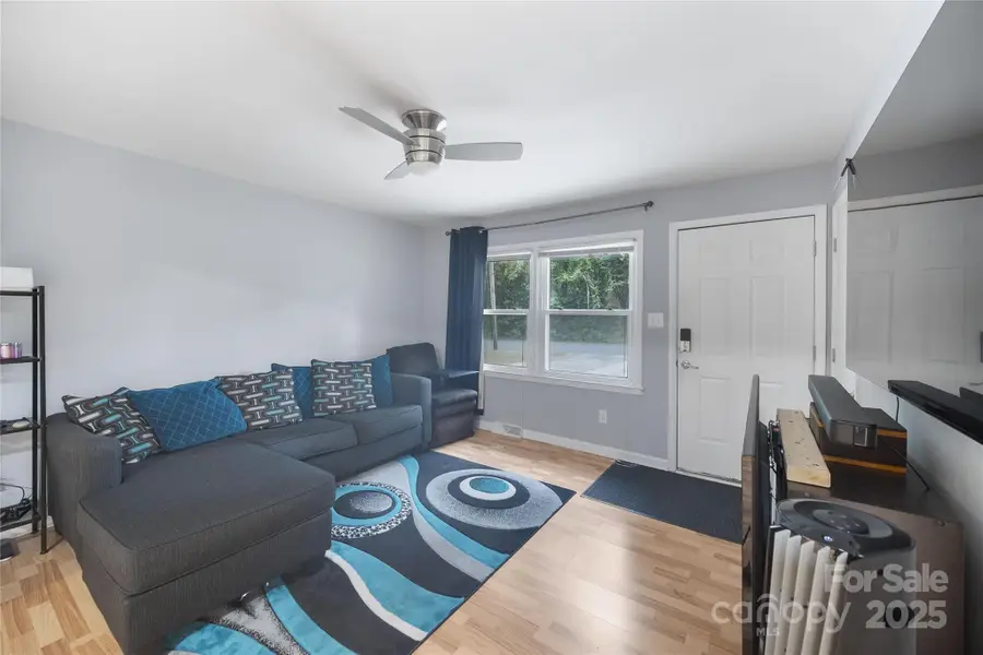 2410 Carrington Court, Charlotte, NC 28208 - Image #3