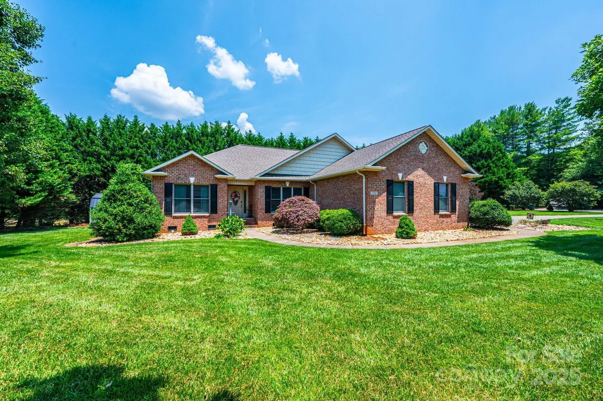 1784 New Star Drive, Newton, NC 28658 - Image #1