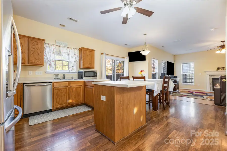 4149 Autumn Cove Drive, Lake Wylie, SC 29710 - Image #3