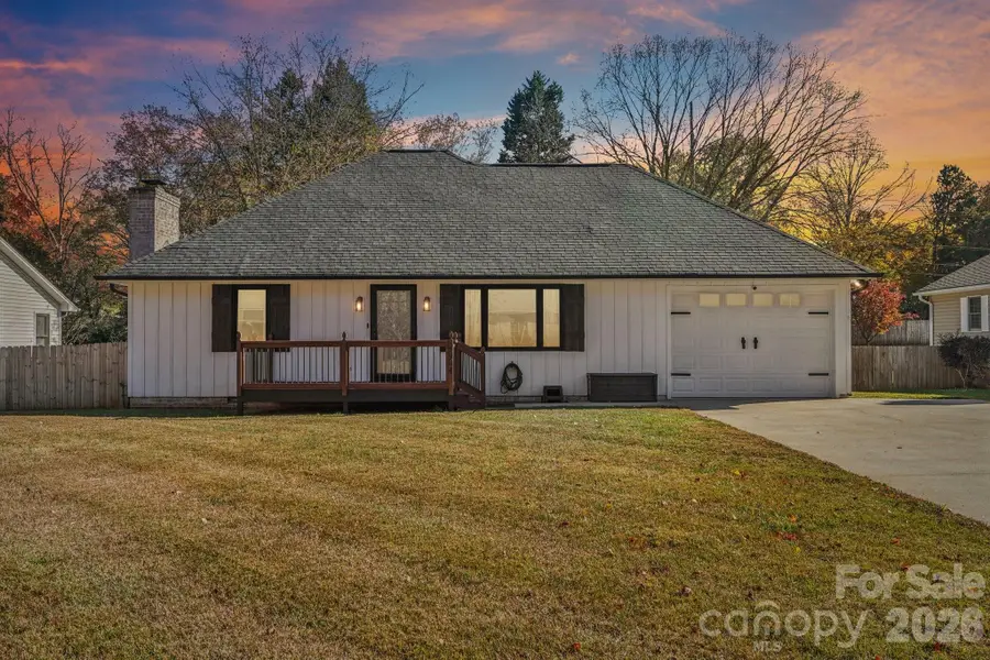 2004 Sunrise Circle, Lexington, NC 27295 - #3