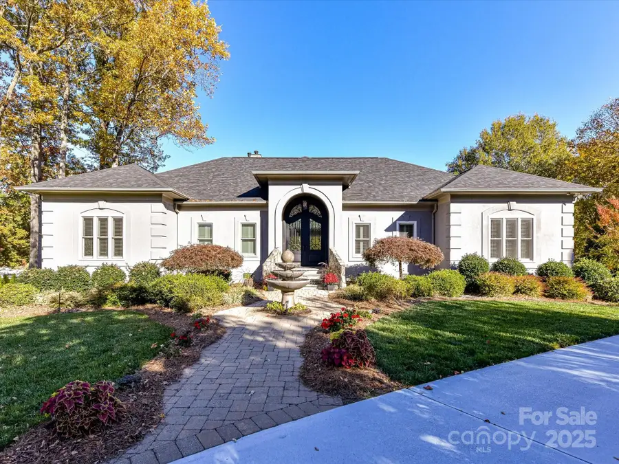 21300 Carina Lane, Cornelius, NC 28031 - Image #2