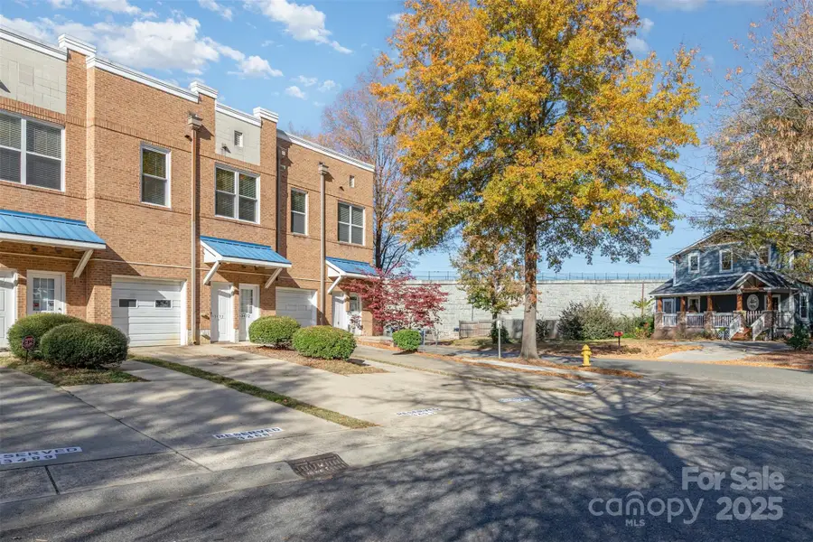 3493 Chagall Court, Charlotte, NC 28205 - Image #3
