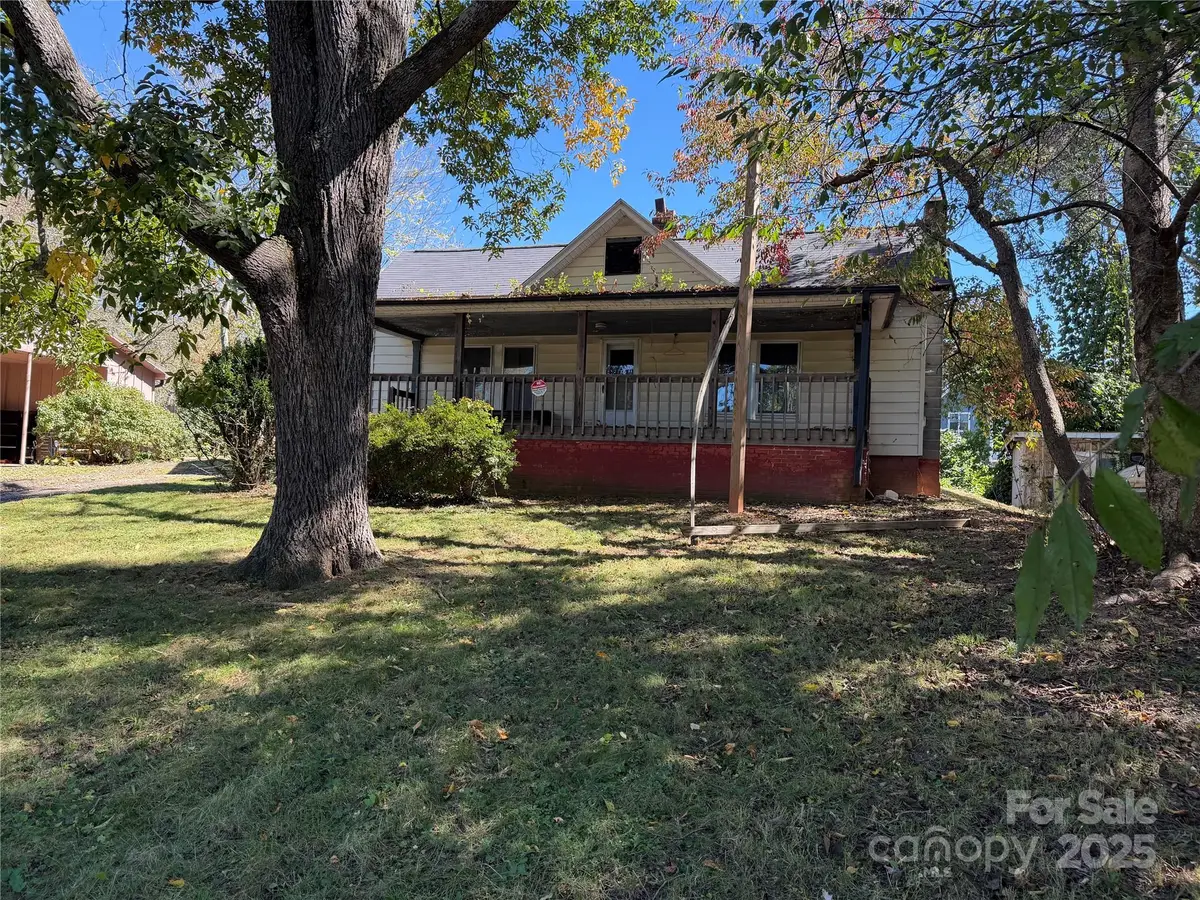 34 Bradley Street, Asheville, NC 28806 - Image #1