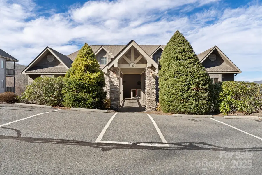 375 Pleasant View None #2D, Sugar Mountain, NC 28604 - Image #3