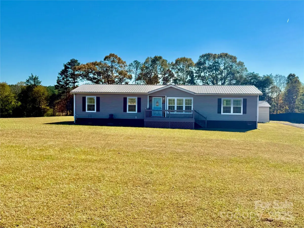 890 Dixon Road, Ellenboro, NC 28040 - Image #1