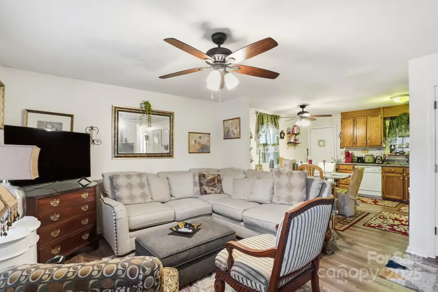 721 Ascot Drive, Charlotte, NC 28215 - Image #3