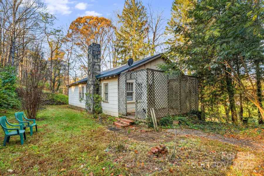 49 Willow Creek Drive, Asheville, NC 28803 - Image #2