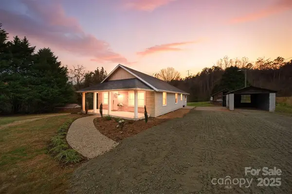 2027 Old Shelby Road, Hickory, NC 28602