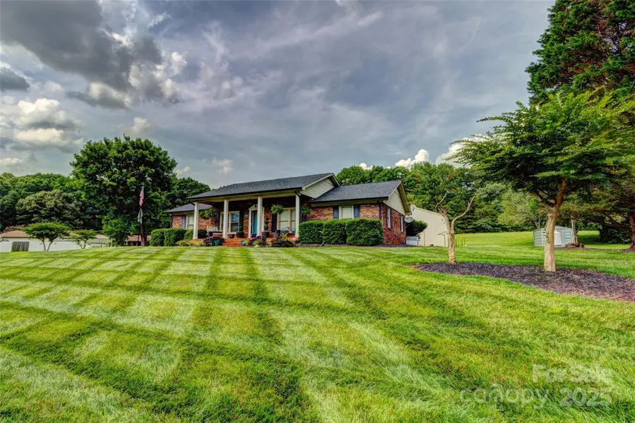 253 Suncrest Road, Cherryville, NC 28021 - Image #2