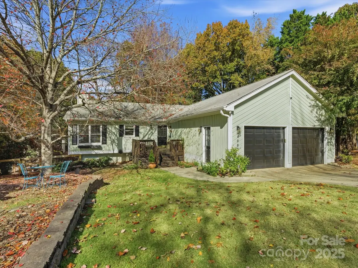 4002 Windward Drive, Fort Mill, SC 29708 - Image #1